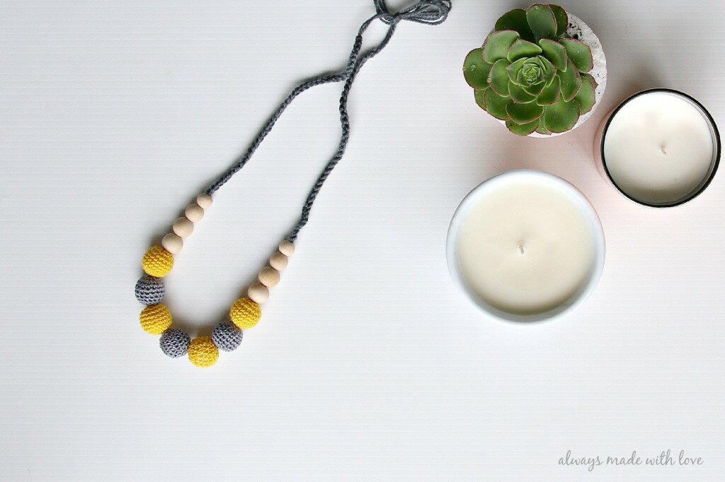 natural-wooden-teething-necklace