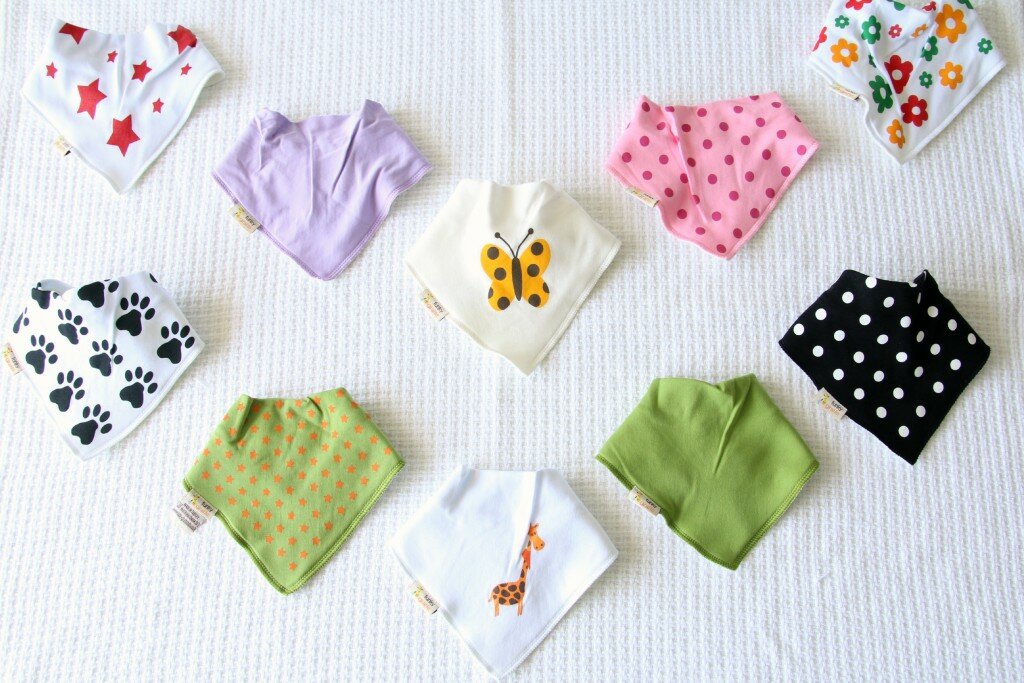 Funky-Giraffe-Bibs