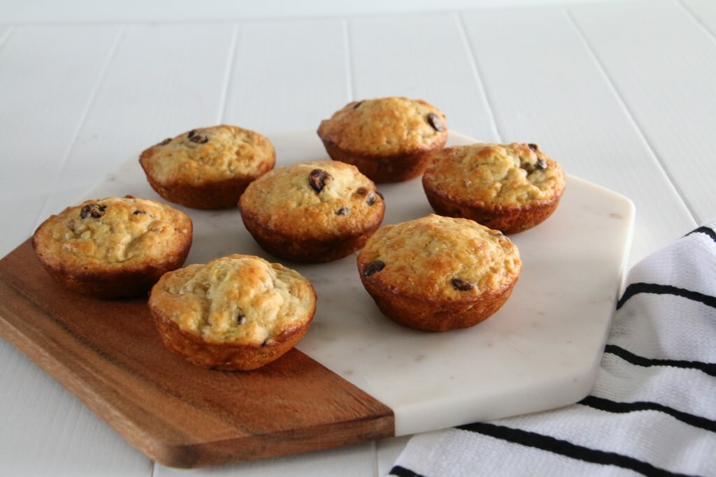 banana-chocolate-chip-muffins