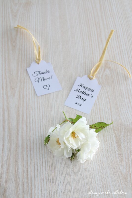 mothers-day-gift-tags-with-free-printable