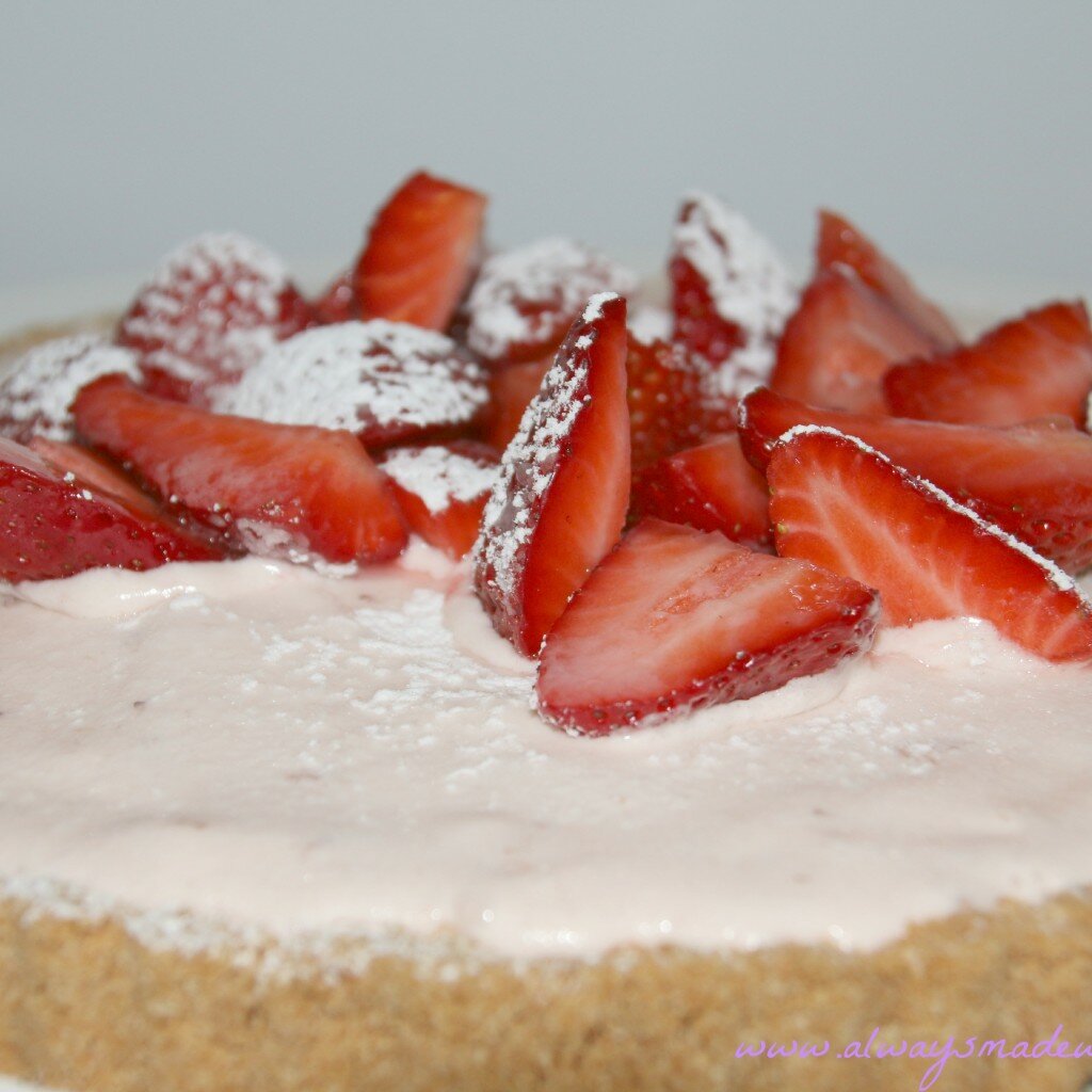 Strawberry Ice Cream Tart 